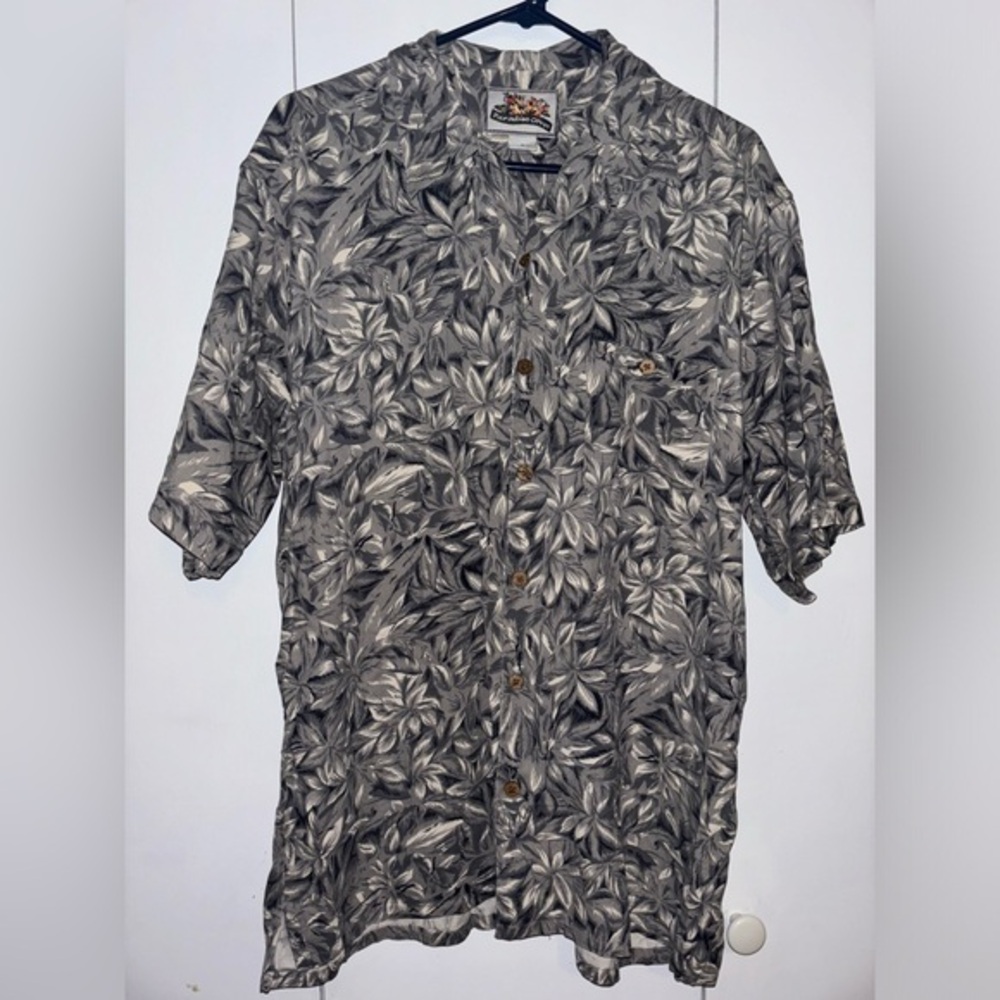 Paradise Coves 100% silk shirt